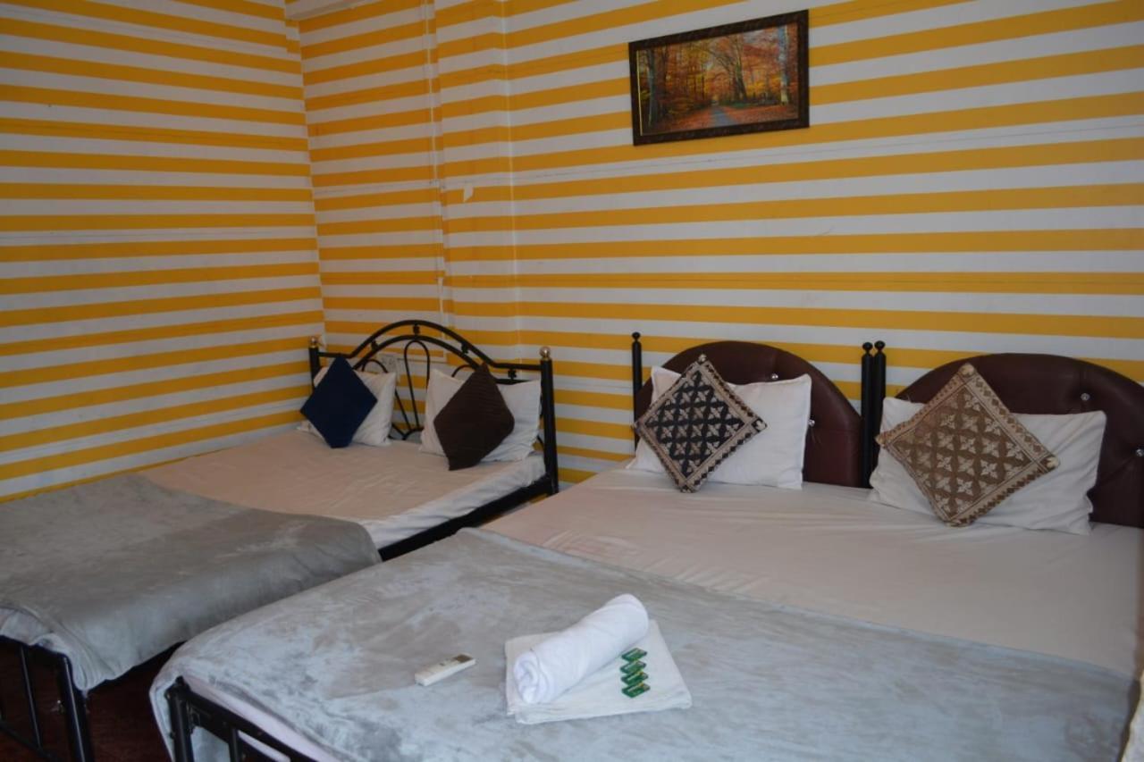 Esther Guest House Калангут Номер фото